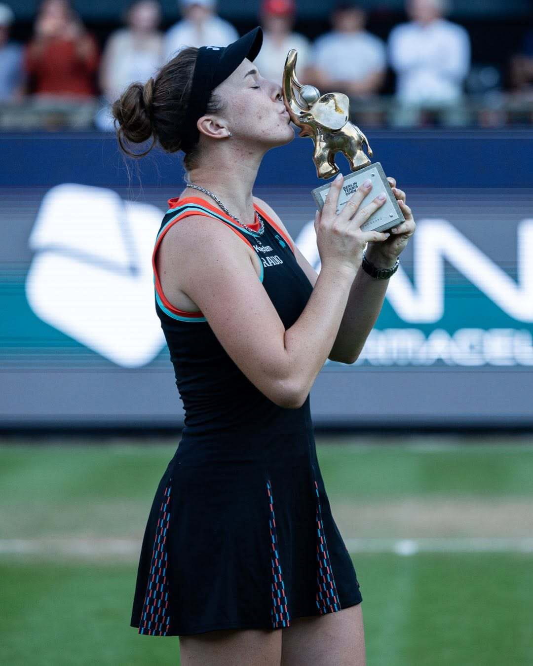 Noskova 2026 Berlin WTA Facebook